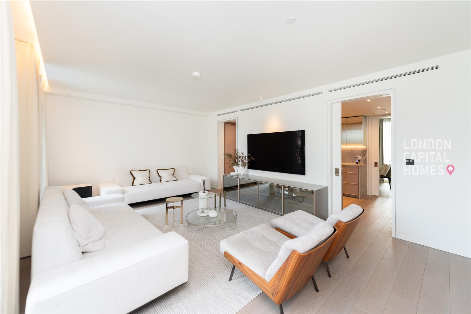 3 bed property in 22 Hanover Square, London